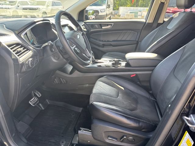 Used 2018 Ford Edge Sport w/ Equipment Group 401A AWD/4WD image 9