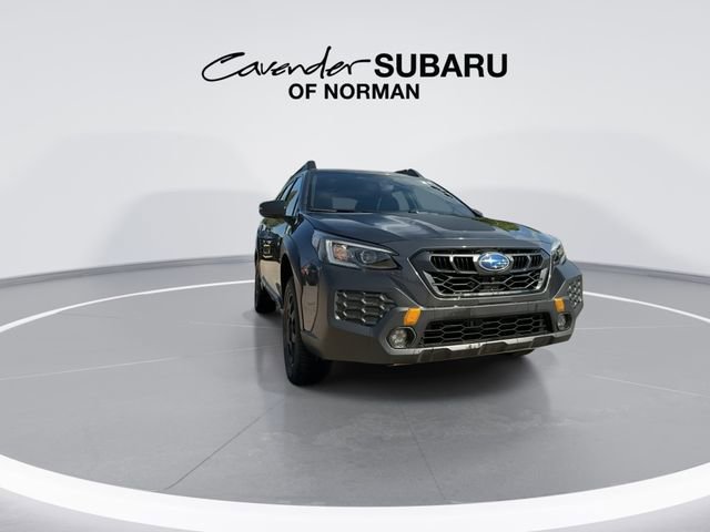 Used 2025 Subaru Outback Wilderness AWD/4WD image 3