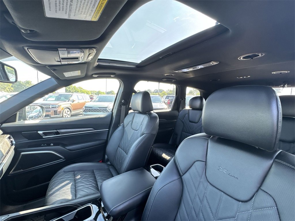 Used 2025 Kia Telluride EX X-Line image 22