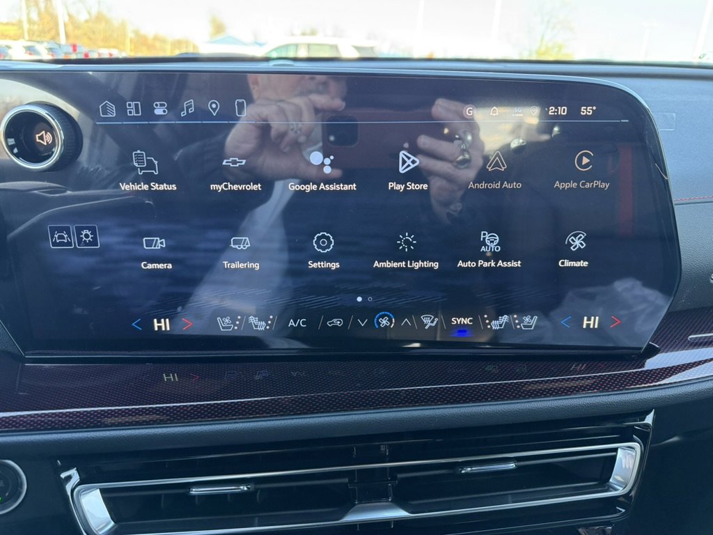 New 2026 Chevrolet Traverse RS w/ LPO, Floor Liner Package image 17