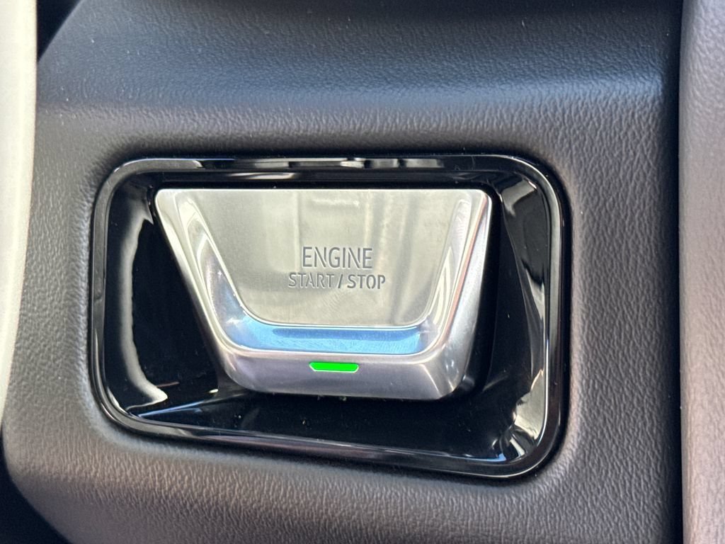 New 2026 GMC Yukon Elevation w/ Elevation Premium Package AWD/4WD image 35