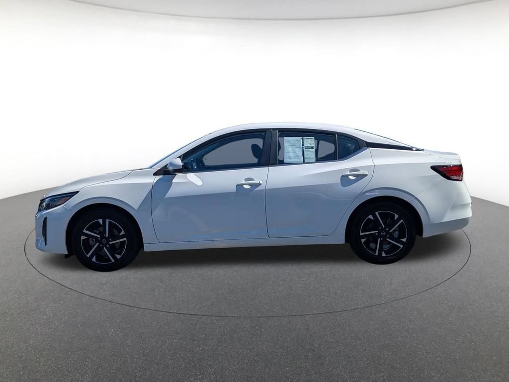 Used 2025 Nissan Sentra SV FWD image 8