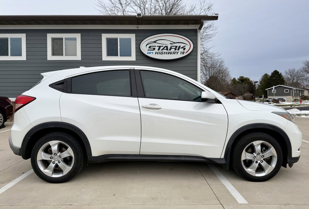 Used 2016 Honda HR-V LX image 1