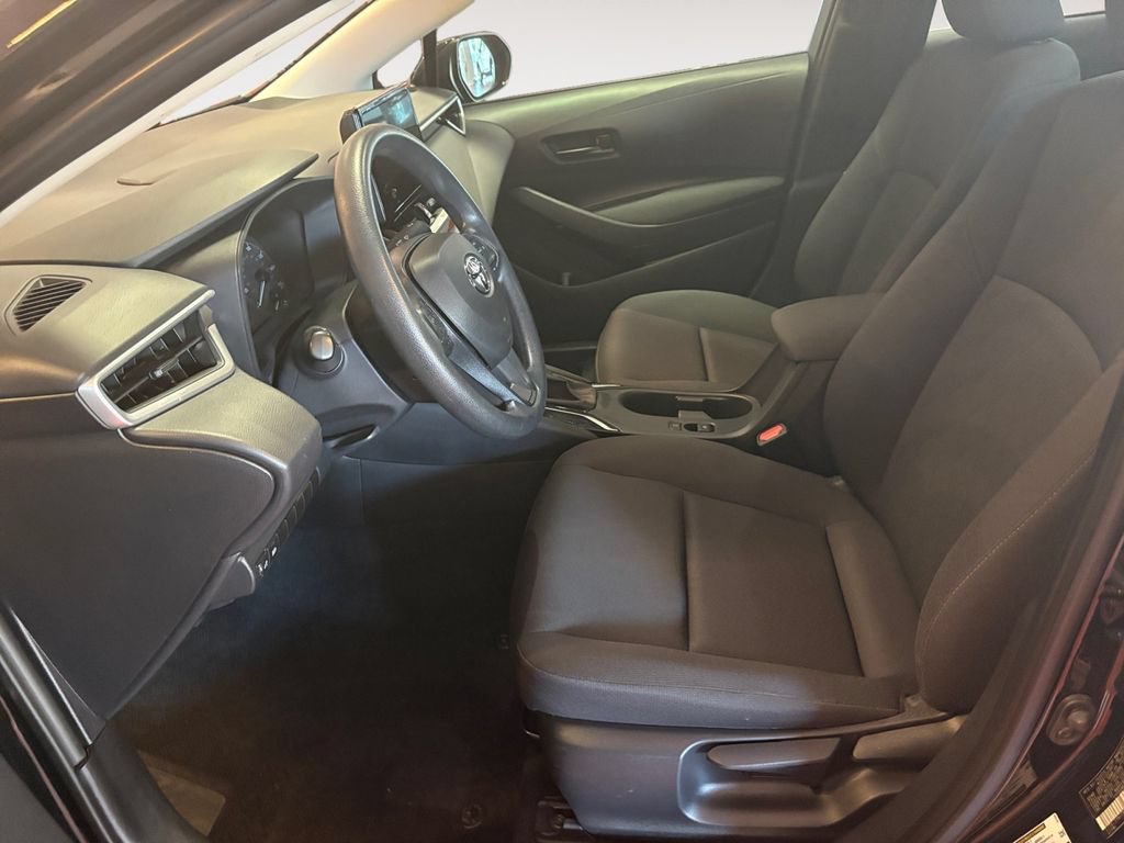 Used 2024 Toyota Corolla LE FWD image 9