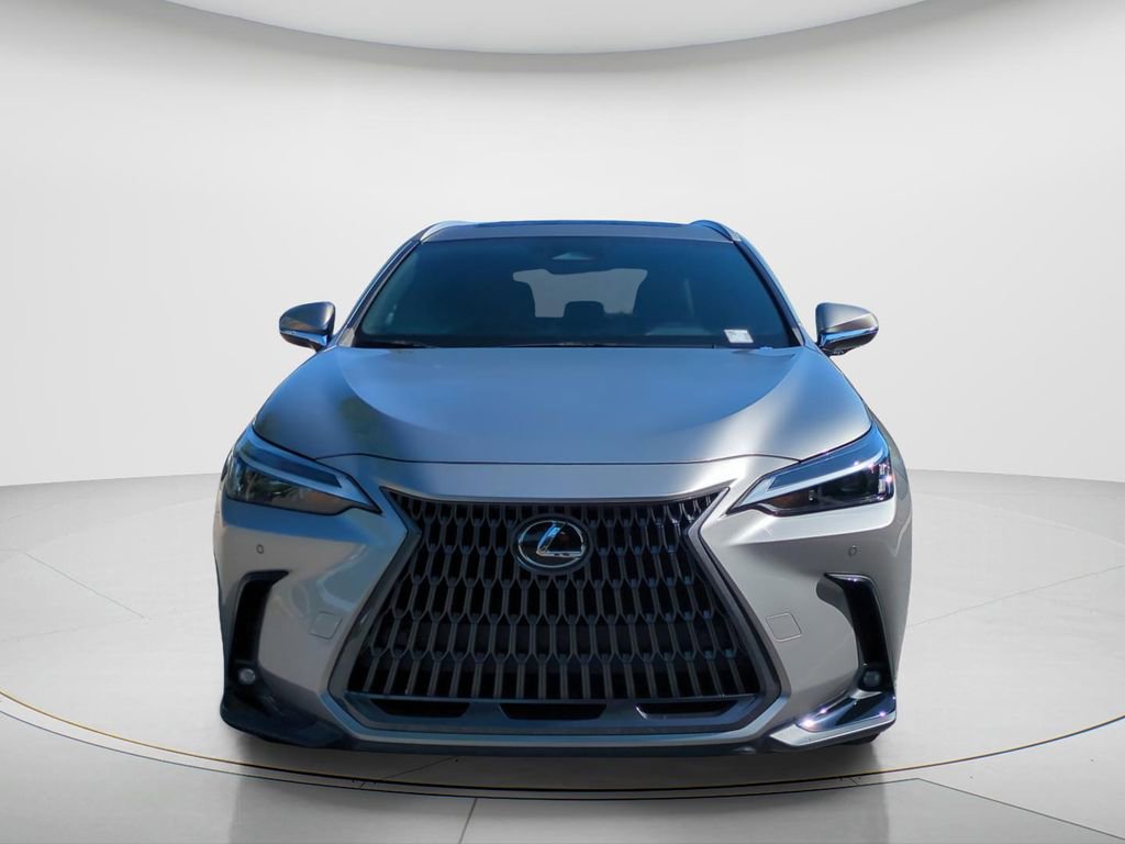 Used 2024 Lexus NX 250 FWD image 2