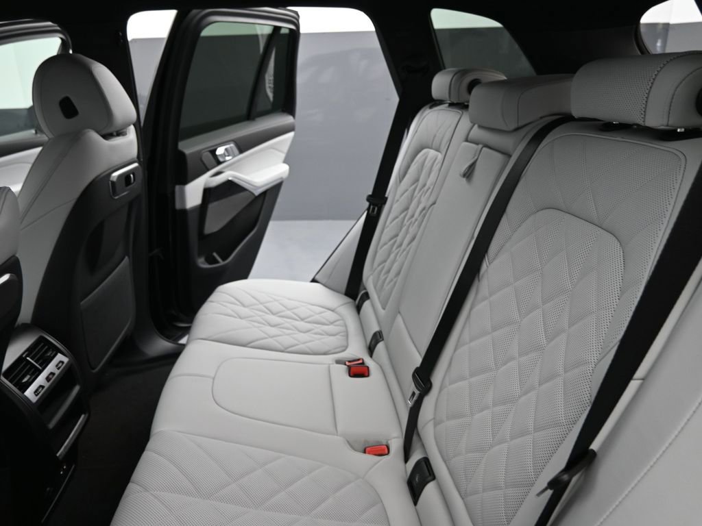 New 2026 BMW X5 xDrive50e AWD/4WD image 30