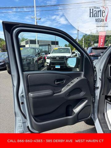 Certified 2026 Nissan Frontier SV w/ All-Weather Content Package AWD/4WD image 12