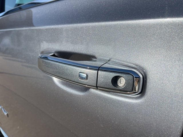 Used 2021 GMC Yukon SLT w/ SLT Premium Package image 72