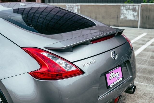 Used 2009 Nissan 370Z Touring RWD image 33