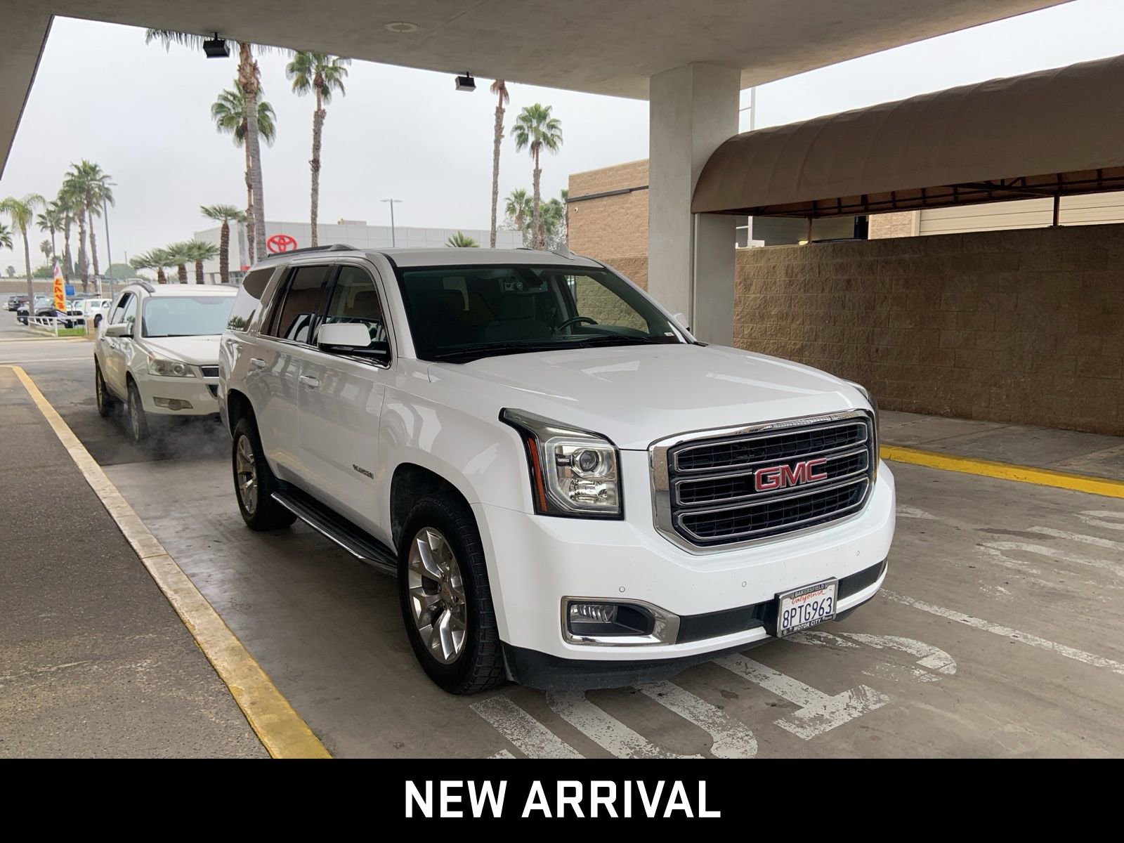 Certified 2020 GMC Yukon SLE w/ SLE Value Package image 3