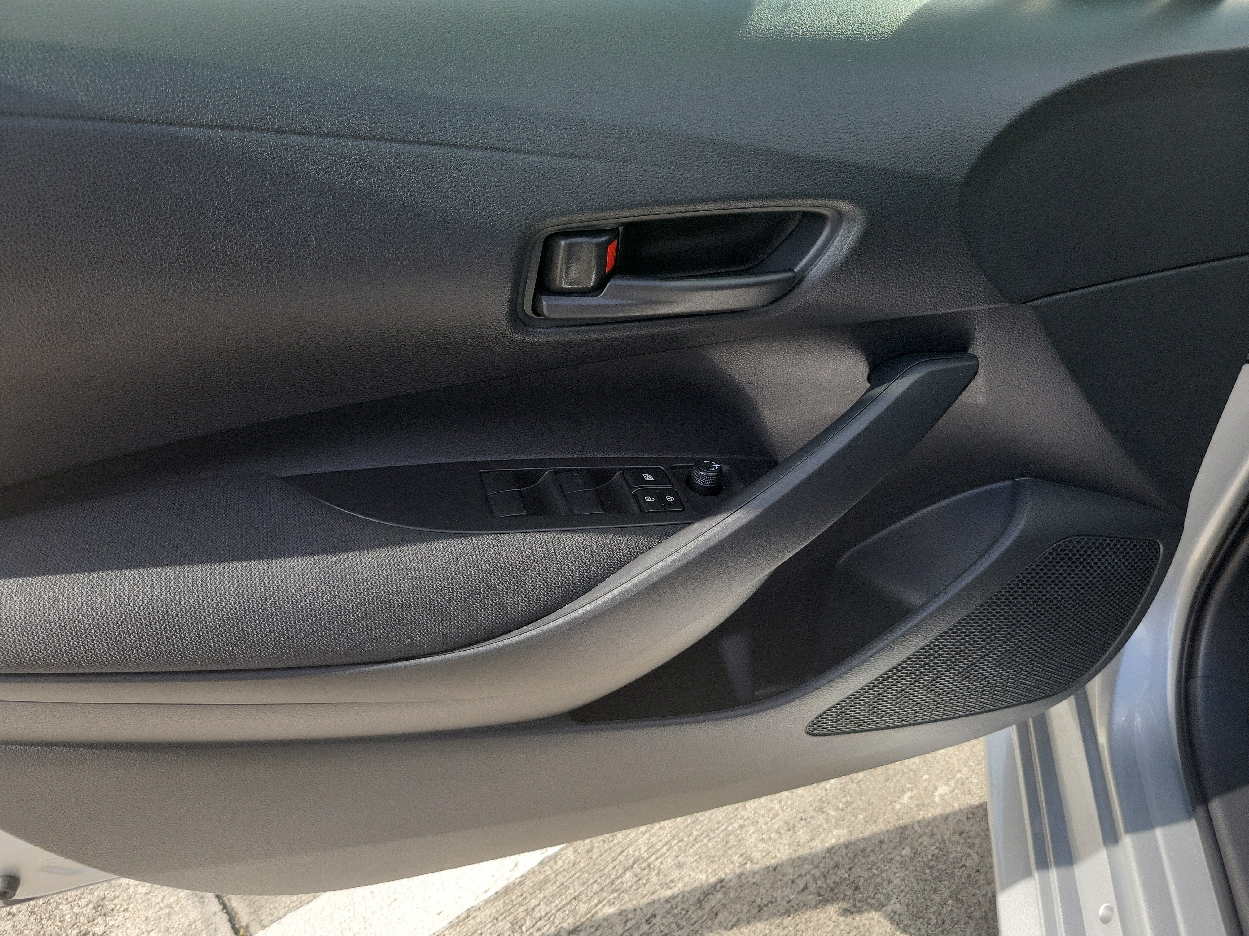 Used 2026 Toyota Corolla LE FWD image 20