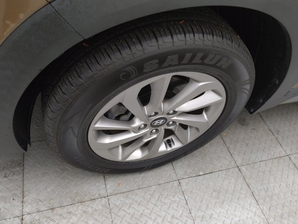 Used 2017 Hyundai Tucson SE image 31