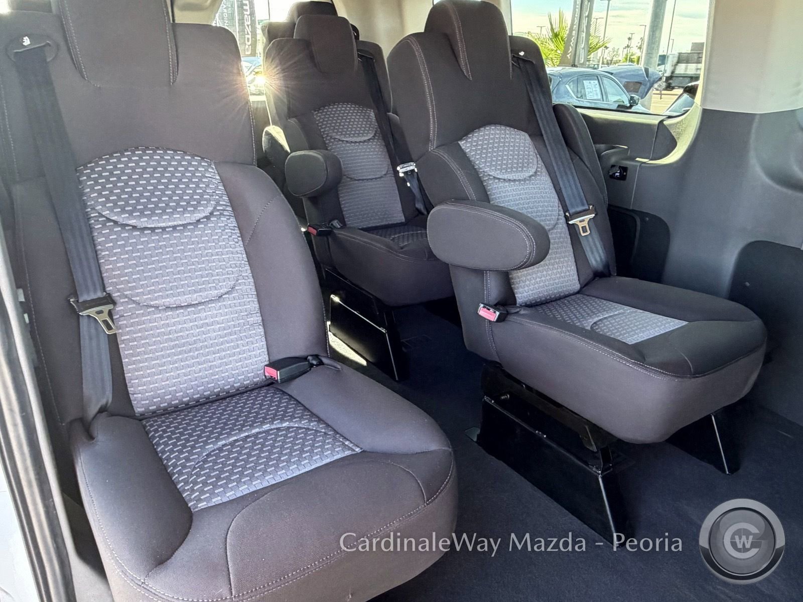 Used 2024 Ford Transit 350 XLT image 25