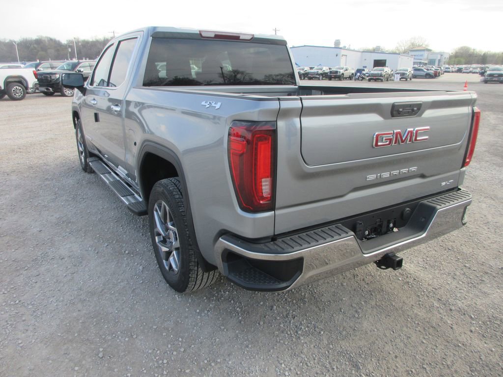 New 2026 GMC Sierra 1500 SLT image 7