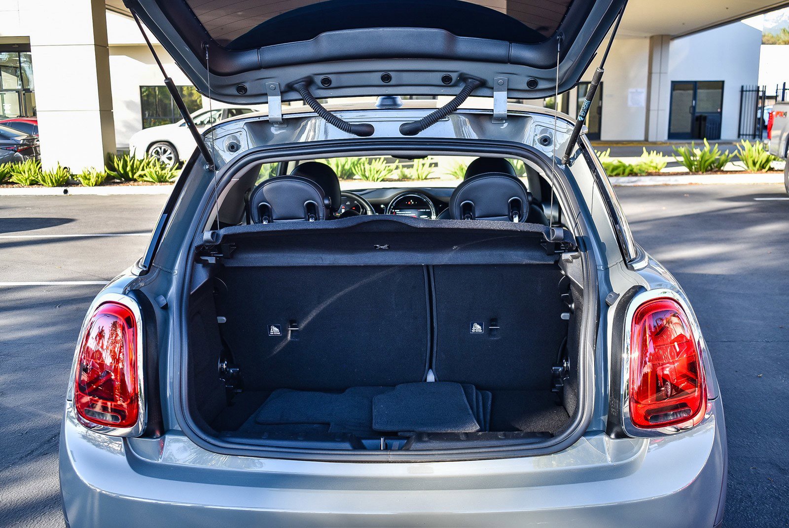 Used 2022 MINI Cooper SE image 22