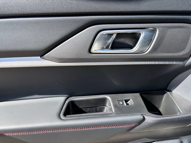 New 2026 Ford Explorer ST-Line w/ ST-Line Street Pack AWD/4WD image 14