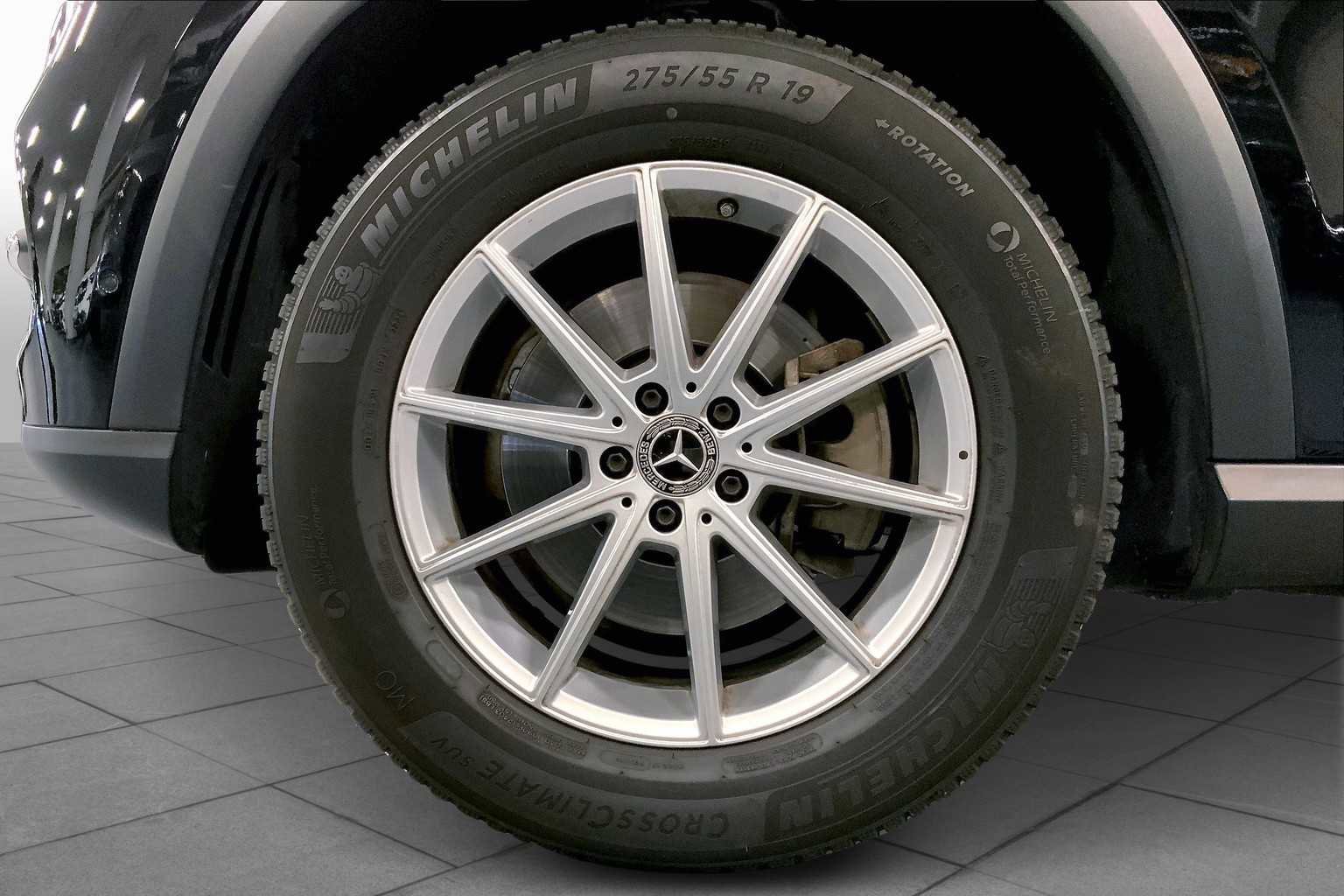 Used 2025 Mercedes-Benz GLE 350 4MATIC image 15