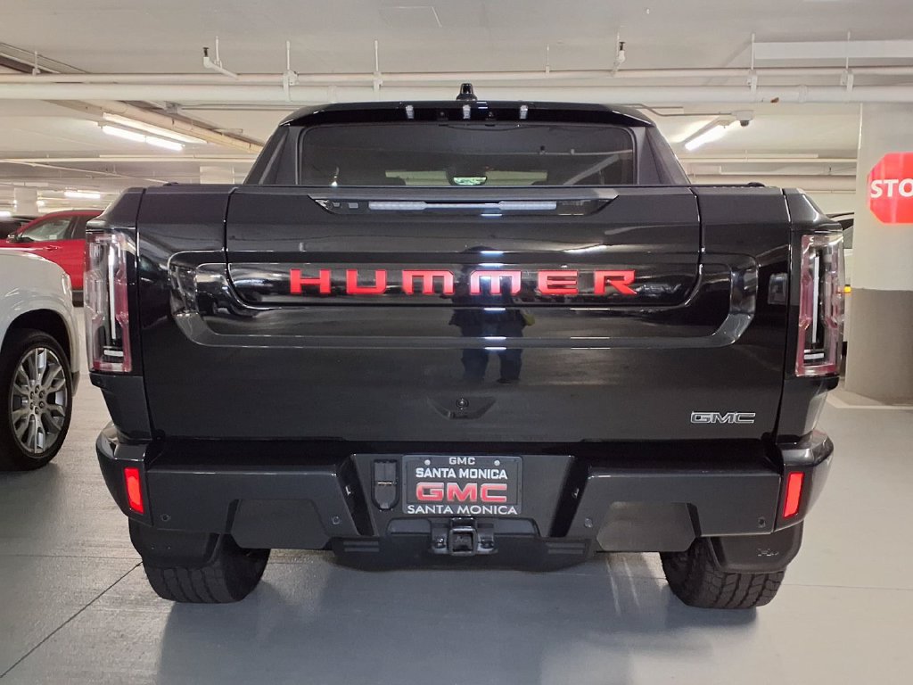 New 2026 GMC Hummer EV 4x4 Crew Cab w/ LPO, Illumination Package image 8