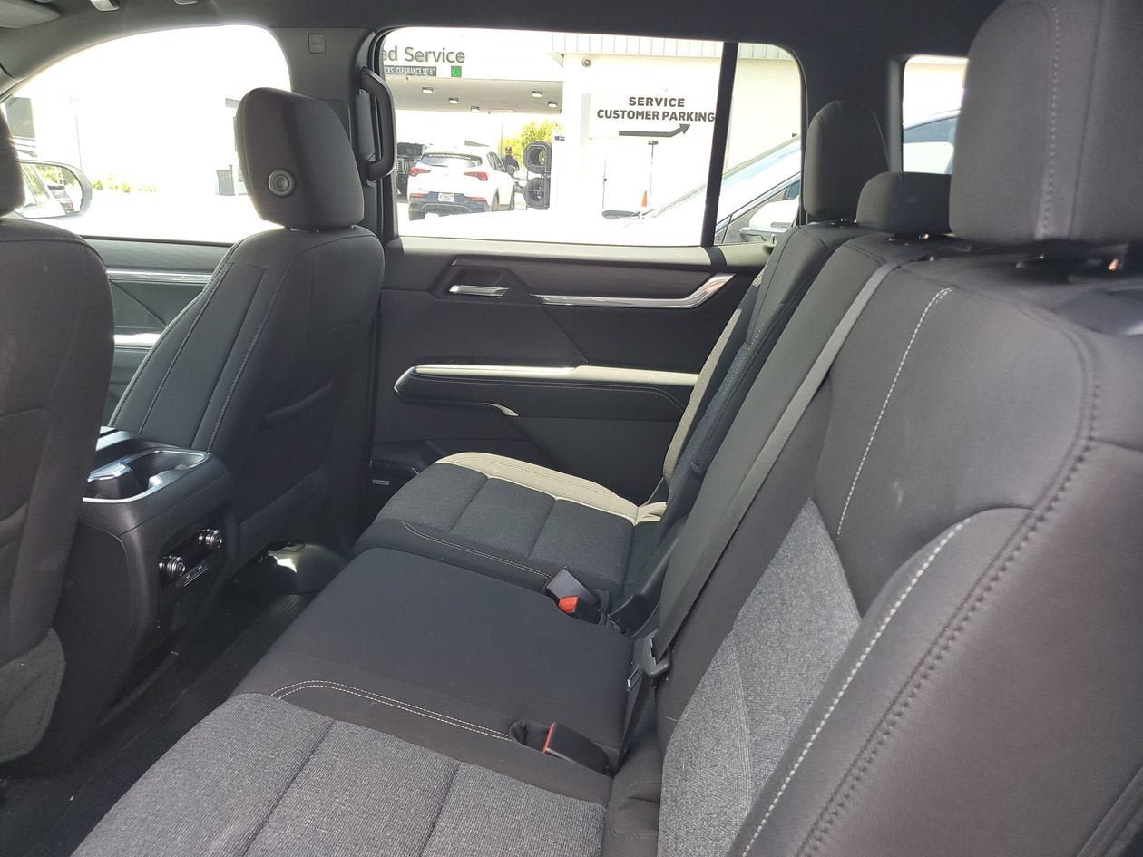 New 2026 GMC Acadia Elevation w/ Black Edition FWD image 11