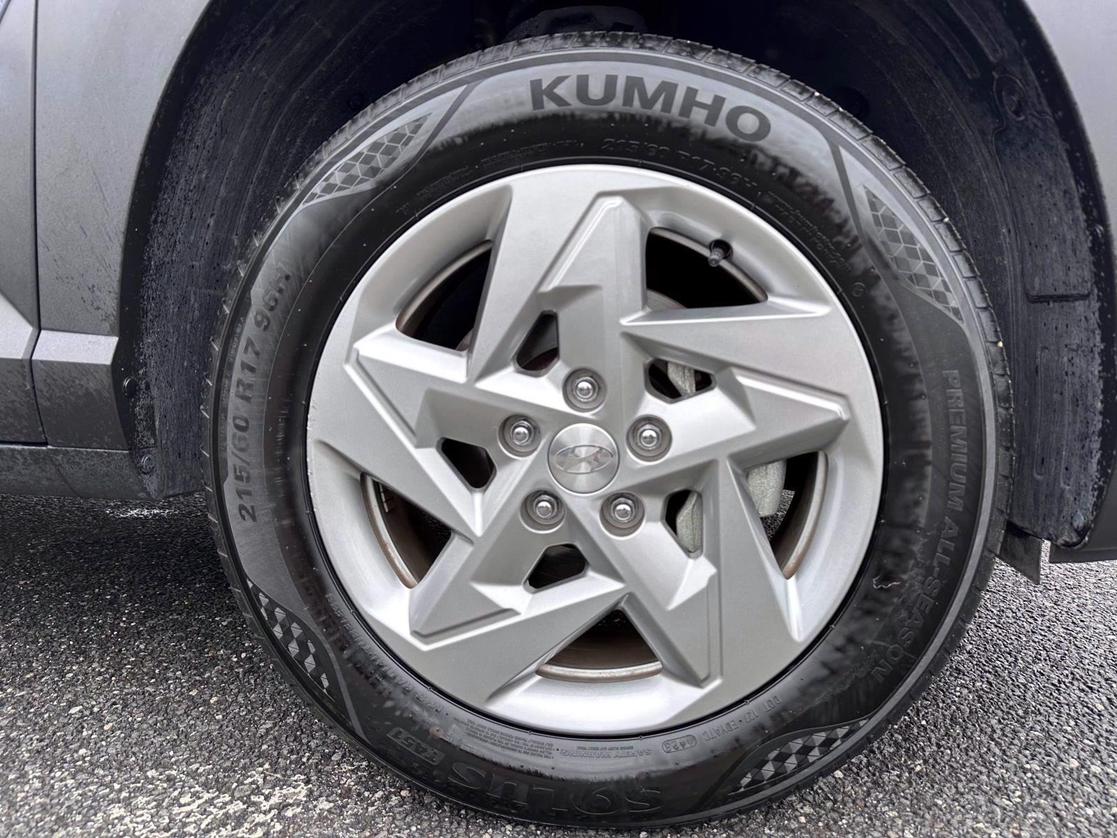 Used 2024 Hyundai Kona SE AWD/4WD image 6