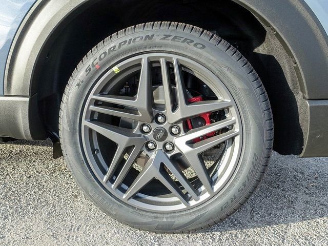 New 2026 Ford Explorer ST w/ Sun And Sound Package image 11