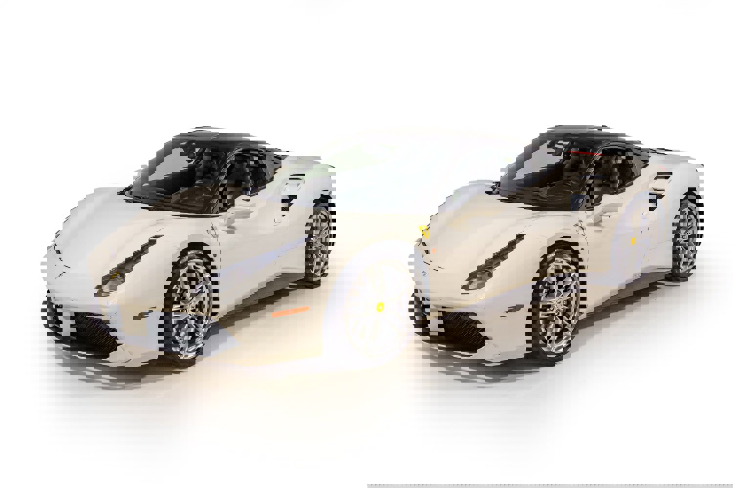 Used 2016 Ferrari 488 GTB image 2