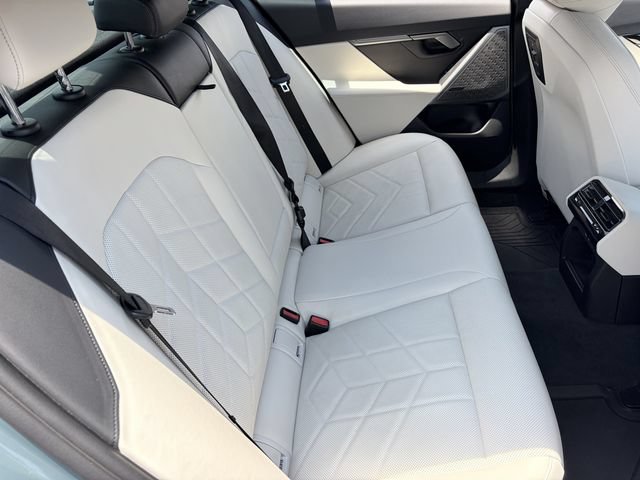 Used 2025 BMW 530i RWD image 15
