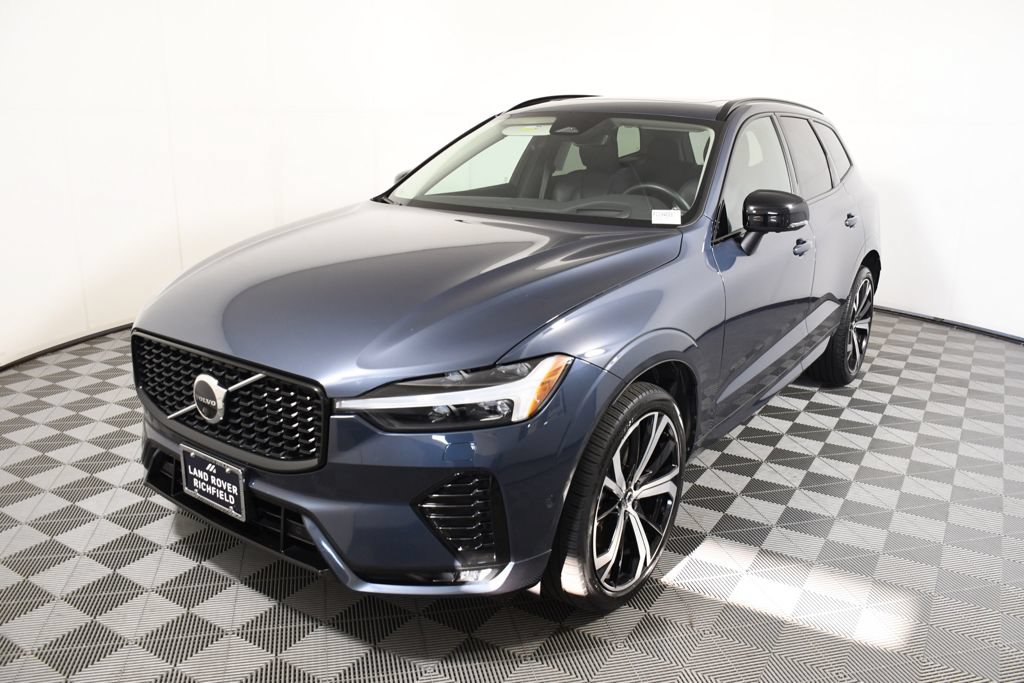 Used 2023 Volvo XC60 B6 Ultimate AWD/4WD image 1