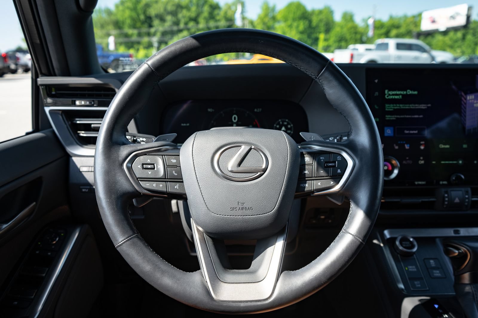 Used 2024 Lexus GX 550 w/ Accessory Package (2T) AWD/4WD image 47