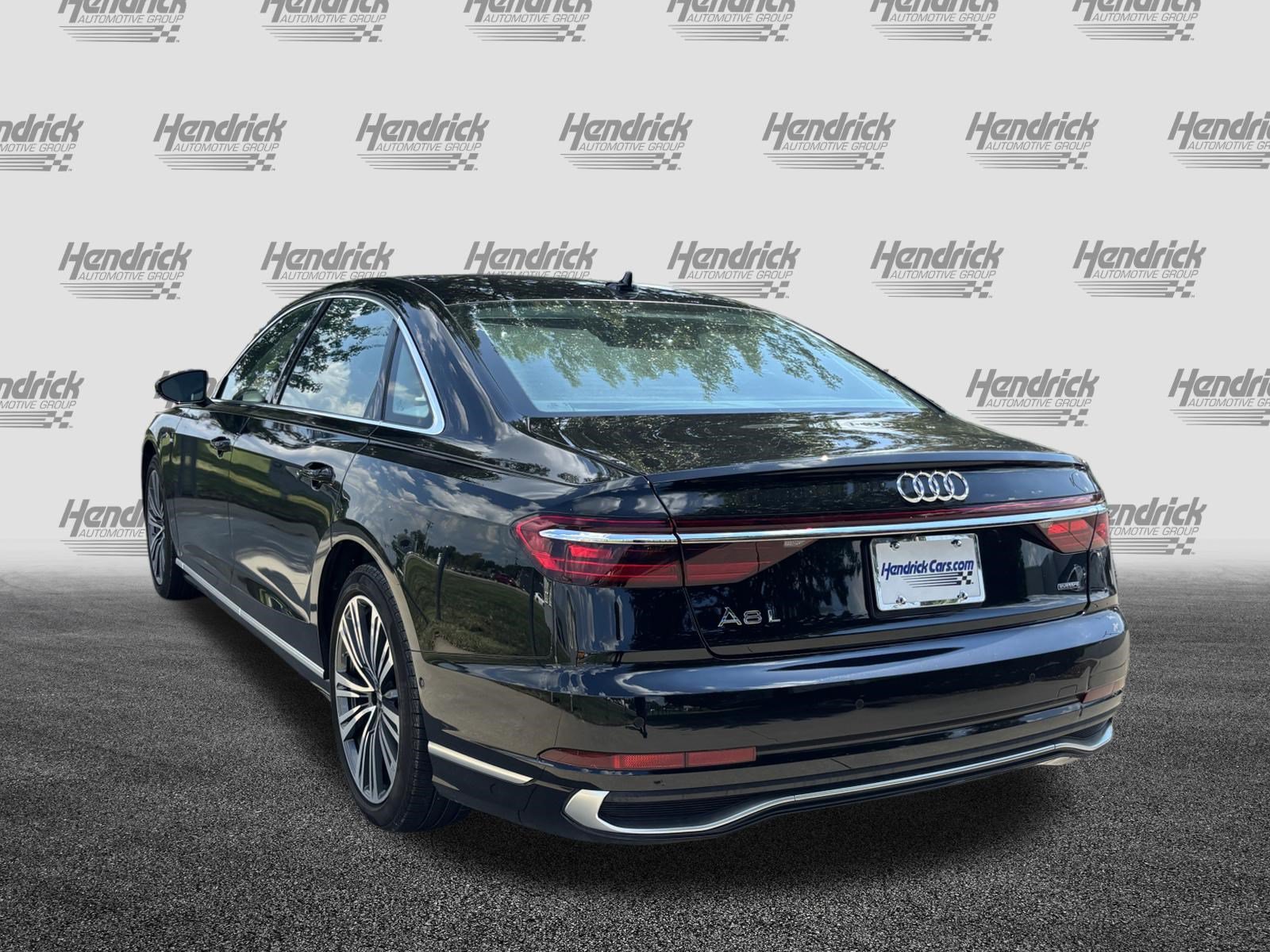 Used 2023 Audi A8 L 3.0T w/ Comfort Plus Package AWD/4WD image 9
