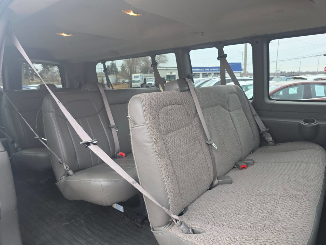 Used 2014 Chevrolet Express 3500 LS RWD image 25