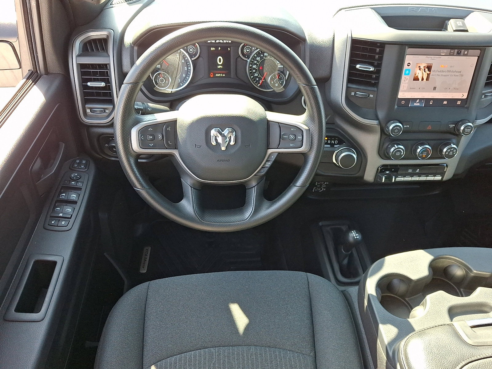 Used 2024 RAM 2500 Tradesman w/ Chrome Appearance Group image 11