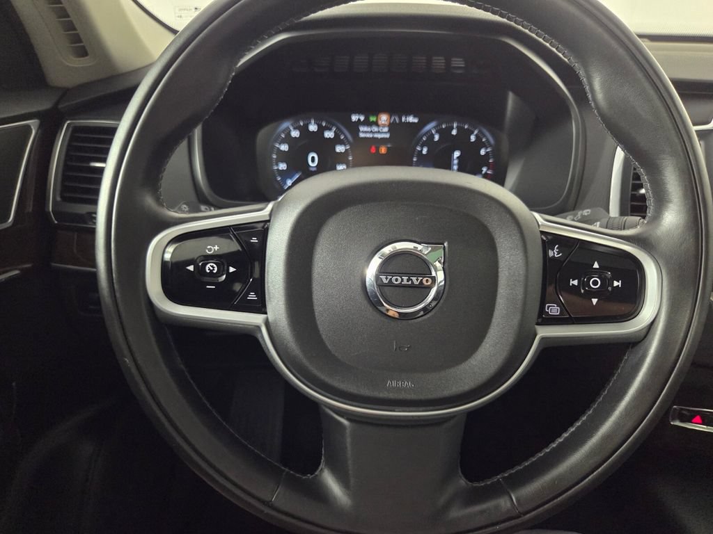 Used 2019 Volvo XC90 T6 Momentum w/ Protection Package Premier AWD/4WD image 16