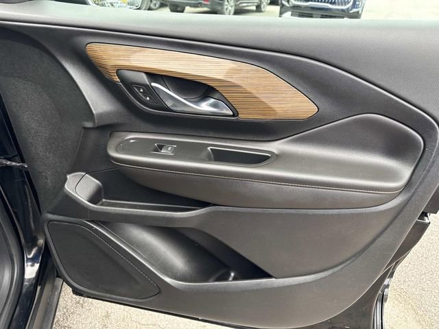 Used 2021 GMC Terrain SLE w/ Driver Convenience Package image 17