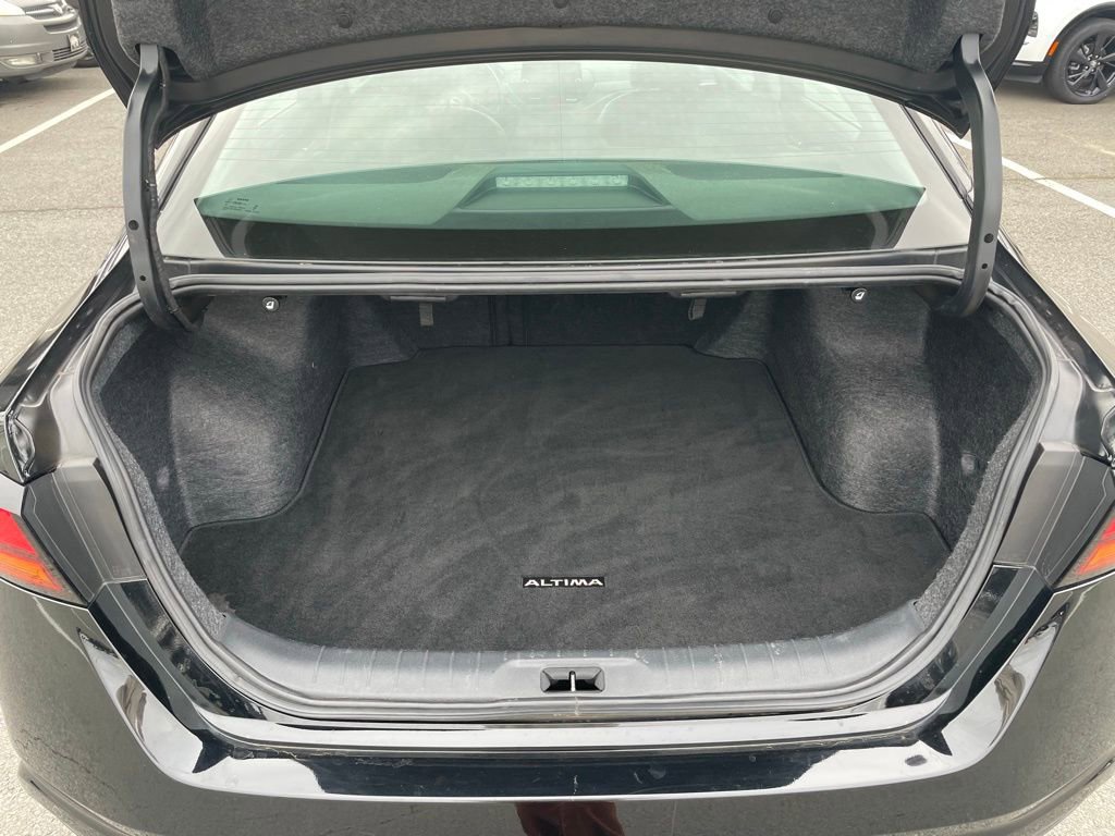 Used 2024 Nissan Altima 2.5 SR image 7