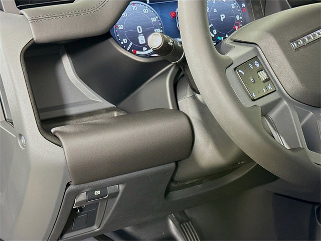 New 2026 Land Rover Defender 110 X-Dynamic SE image 10