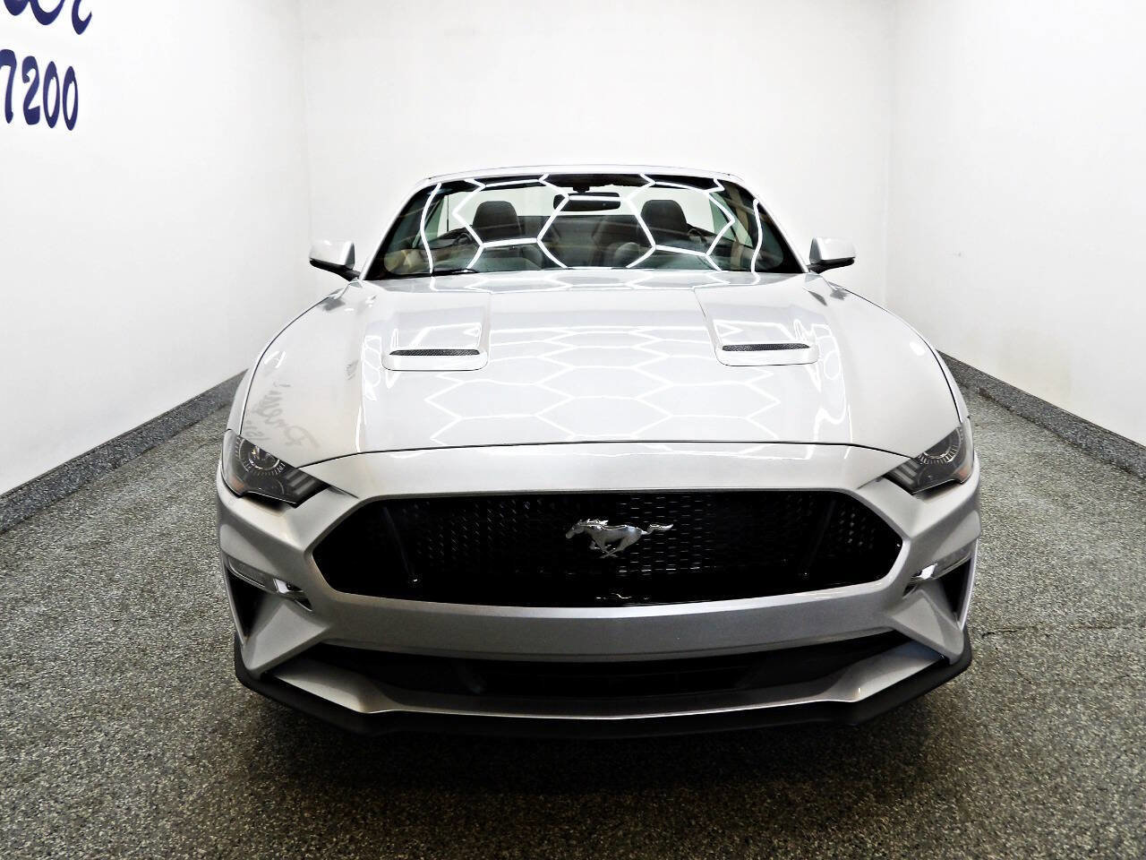 Used 2018 Ford Mustang Premium w/ Equipment Group 201A image 8