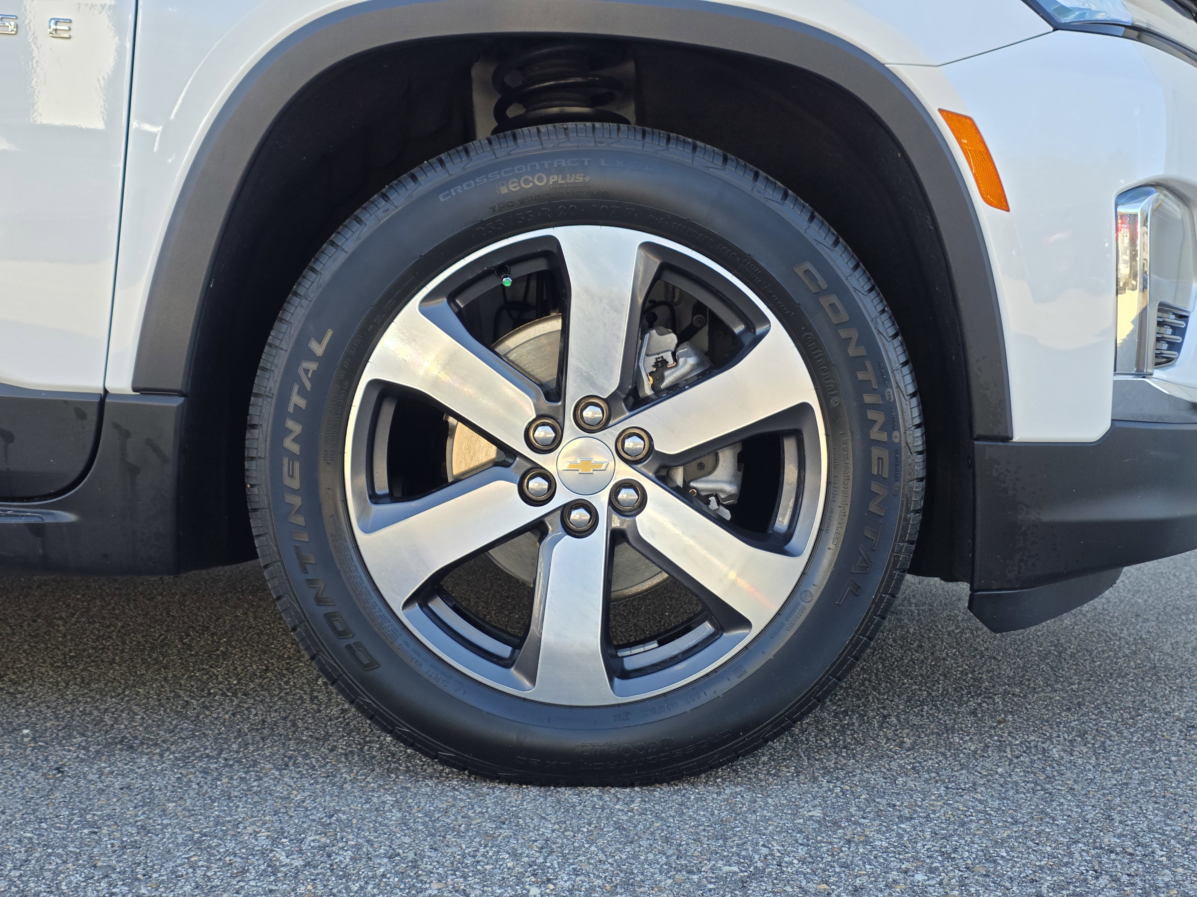 Used 2023 Chevrolet Traverse LT w/ LT Premium Package image 47