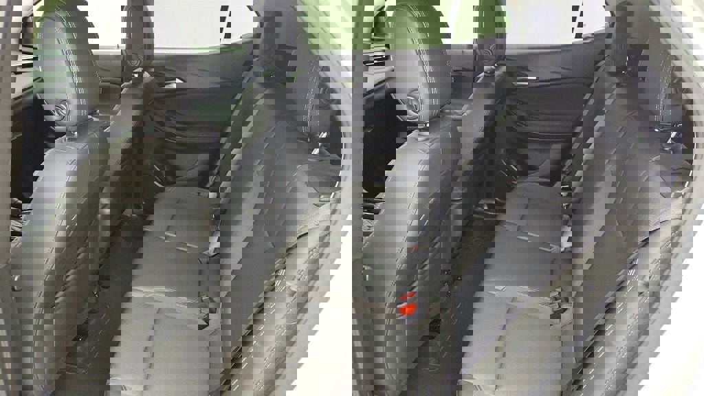 Used 2025 Buick Encore GX Preferred image 19