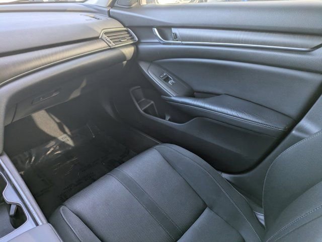 Used 2018 Honda Accord EX image 14
