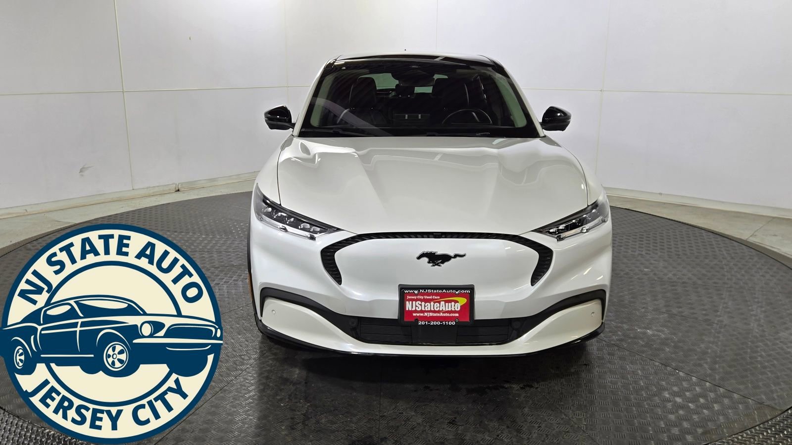 Used 2022 Ford Mustang Mach-E California Route 1 video 2