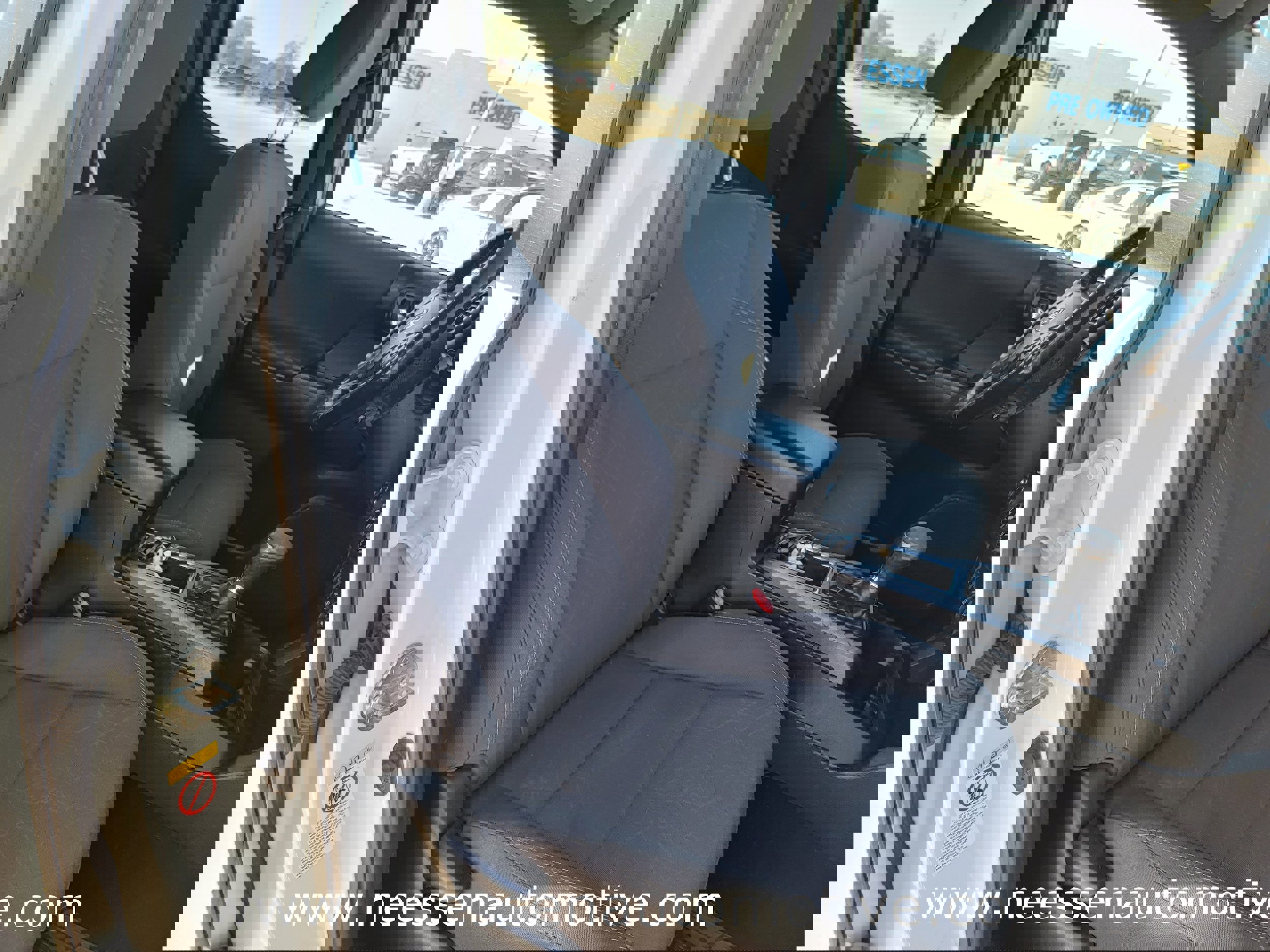 Used 2018 Toyota Tacoma TRD Off-Road w/ Technology Package image 20