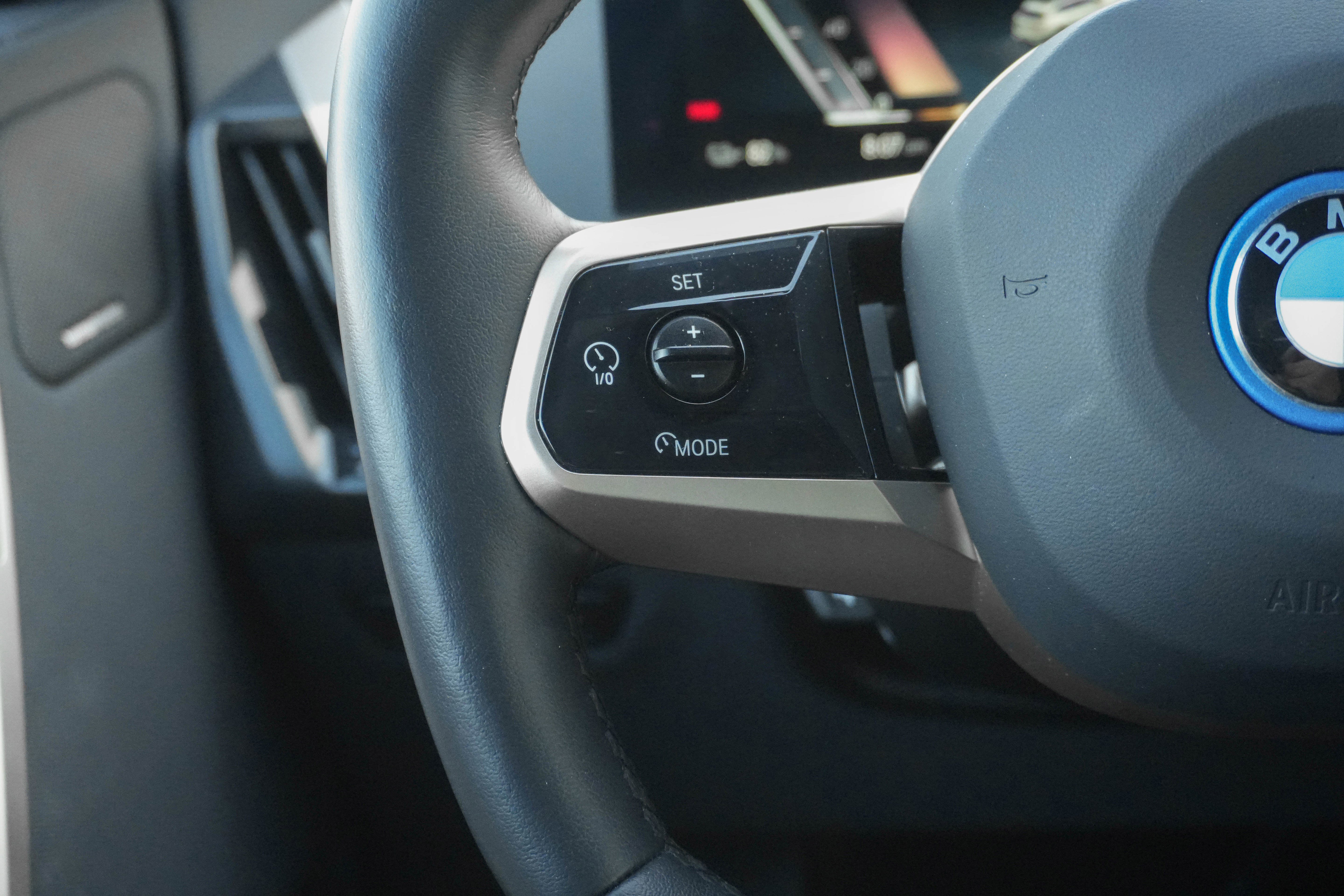 Certified 2023 BMW iX xDrive50 w/ Premium Package image 15