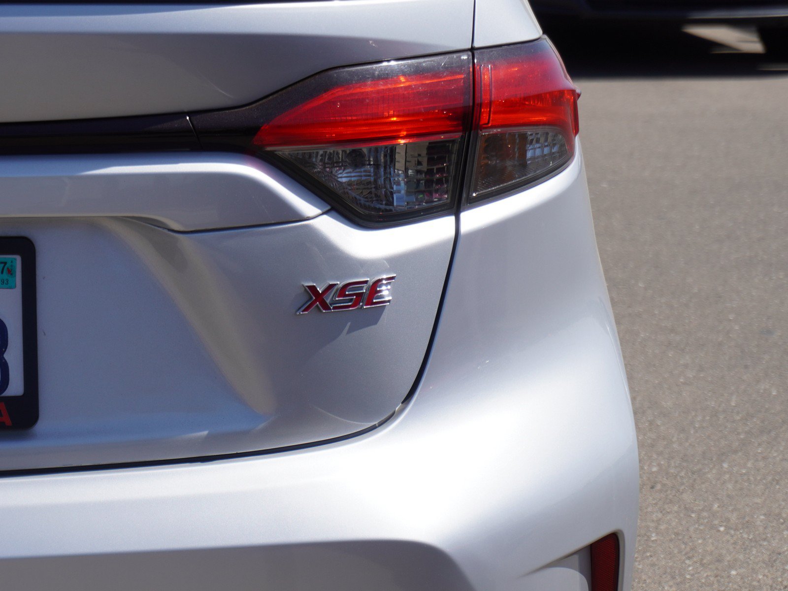 Used 2021 Toyota Corolla XSE w/ Carpet Mat Package (TMS) FWD image 10