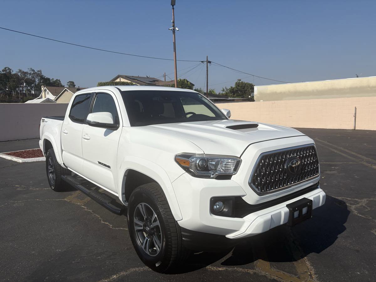 Used 2019 Toyota Tacoma TRD Sport image 37