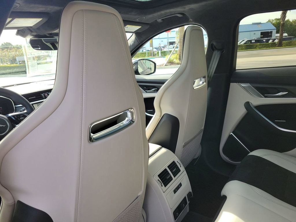 Used 2025 Jaguar F-PACE SVR image 17