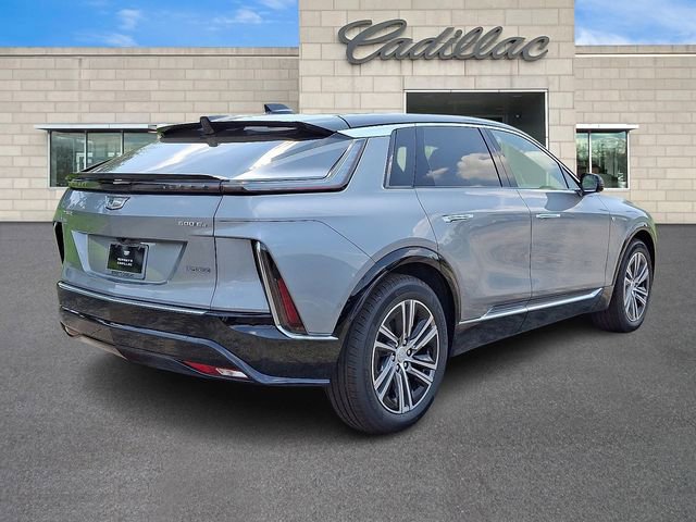 New 2025 Cadillac Lyriq Luxury w/ LPO, Floor Liner Package AWD/4WD image 3