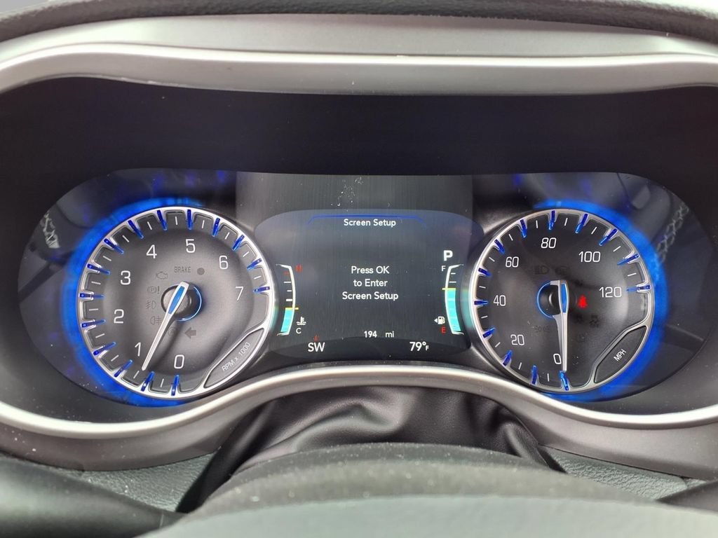 New 2026 Chrysler Pacifica Select w/ S Appearance Package FWD image 16