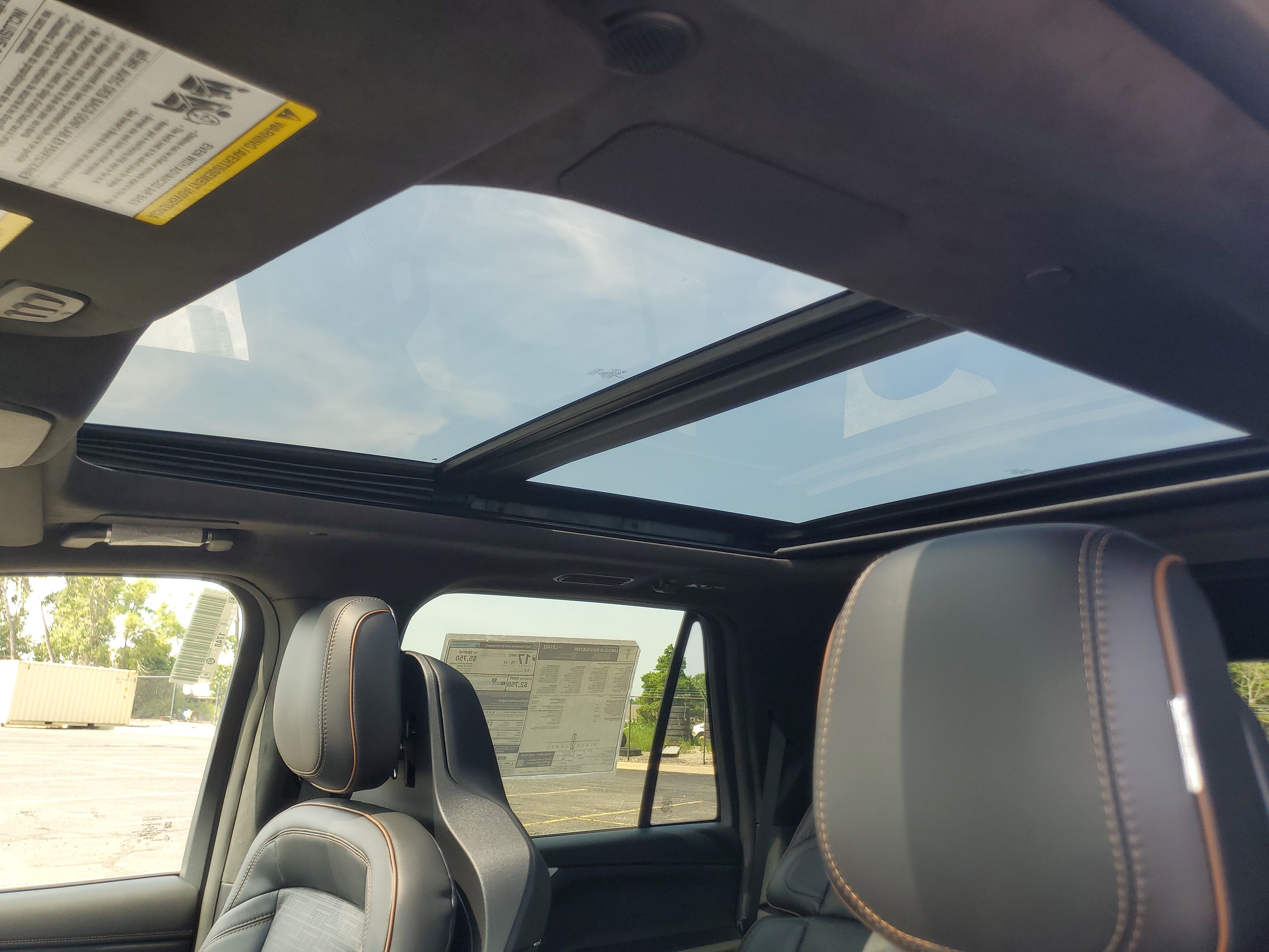 New 2027 Lincoln Navigator Black Label AWD/4WD image 11