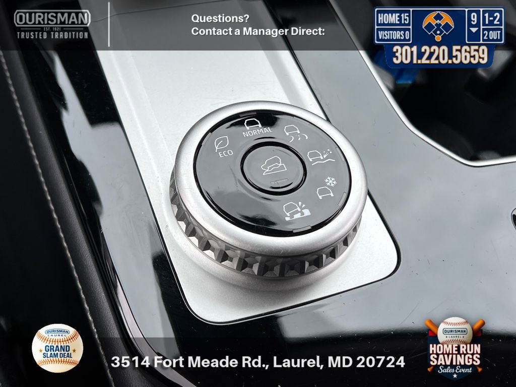 Used 2025 Mitsubishi Outlander SE image 27